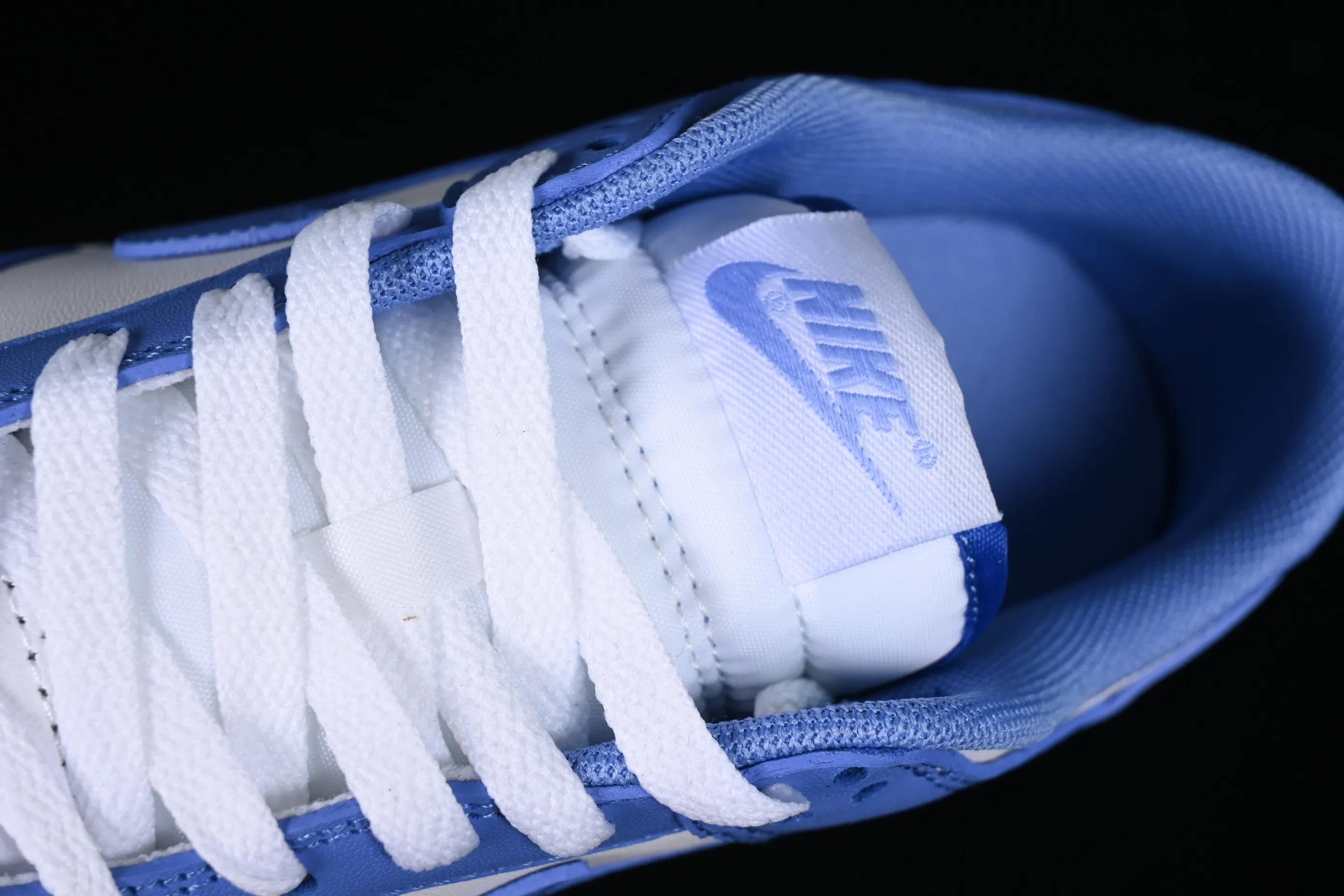 All categories Nk SB Dunk series Nk SB Dunk Low low-top sneakers Nk Dunk Low "Polar Blue" North Carolina blue replacement SB low-top casual sneakers DV0833-400